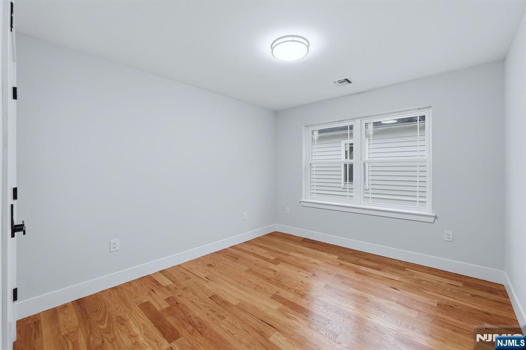 219 Burnett Street — photo 13