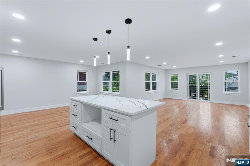 219 Burnett Street — photo 9