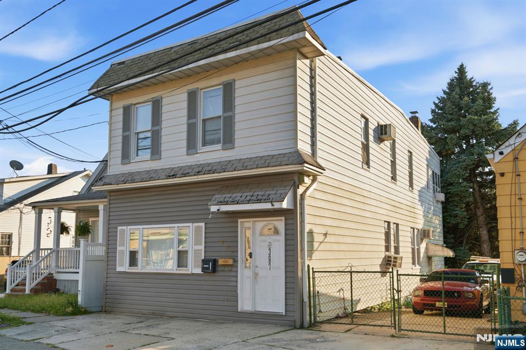 397 River Dr, Garfield, NJ 07026