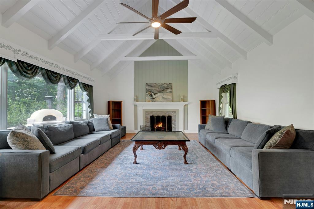 10 Brush Hill — photo 13