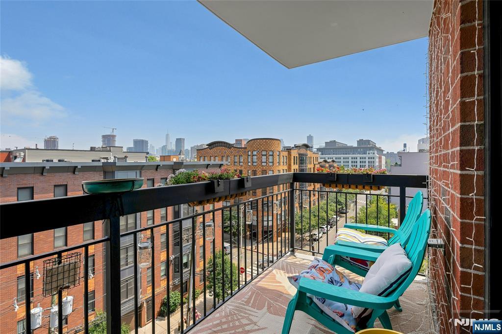 700 1st Street #6H — photo 12