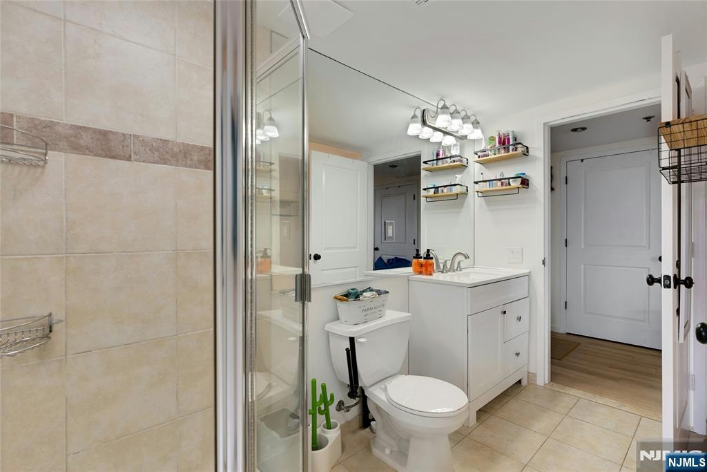 700 1st Street #6H — photo 18