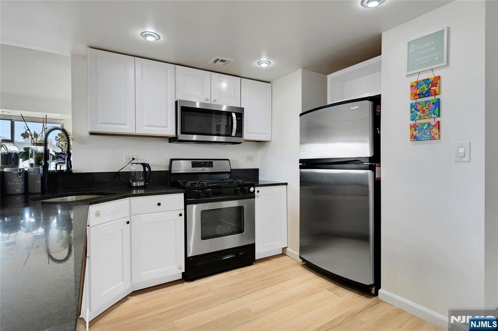 700 1st Street 6H