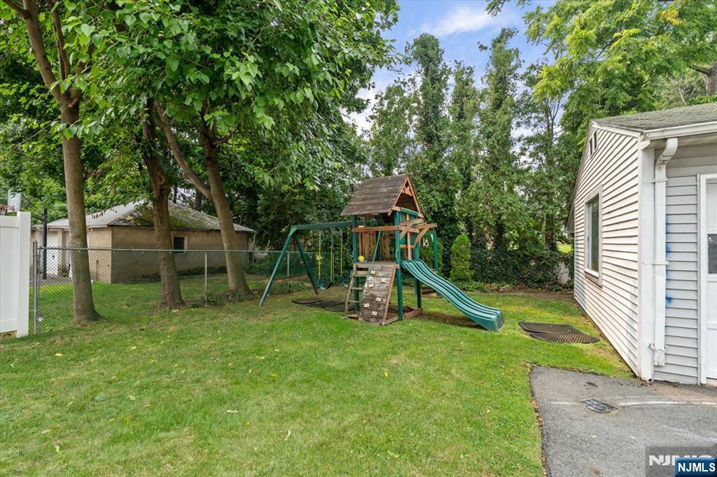314 Pennington Avenue — photo 15