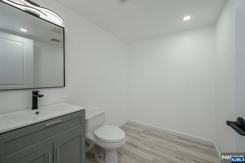 137 Myrtle Avenue — photo 33