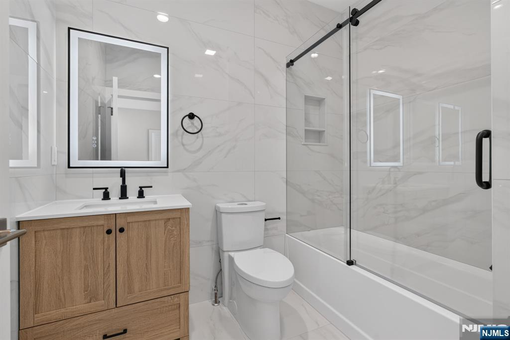 43 Oakwood Avenue — photo 18
