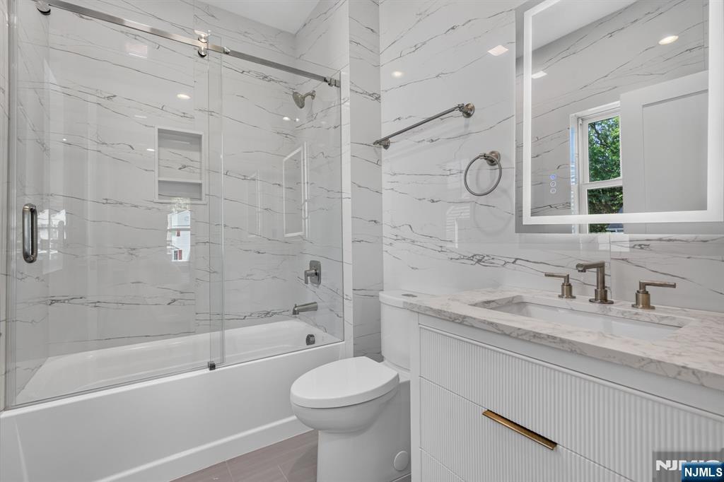 43 Oakwood Avenue — photo 27