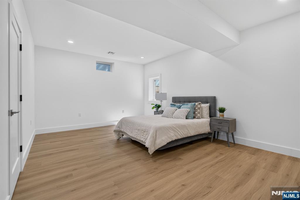 43 Oakwood Avenue — photo 35