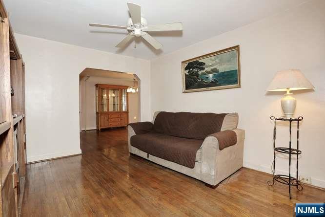 3rd image of 24 New St, Butler Borough, NJ 07405 | MLS# 26027045