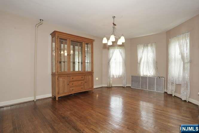 5th image of 24 New St, Butler Borough, NJ 07405 | MLS# 26027045