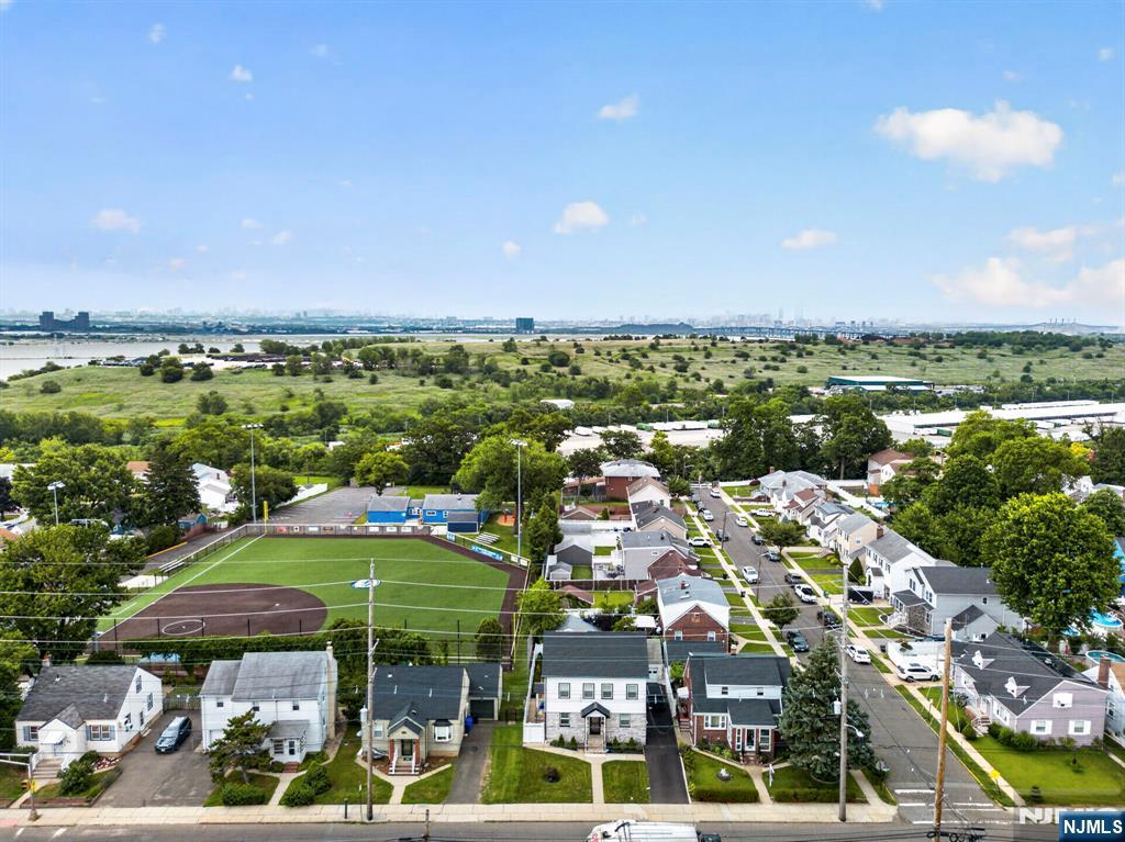78 Schuyler Ave, North Arlington, NJ 07031