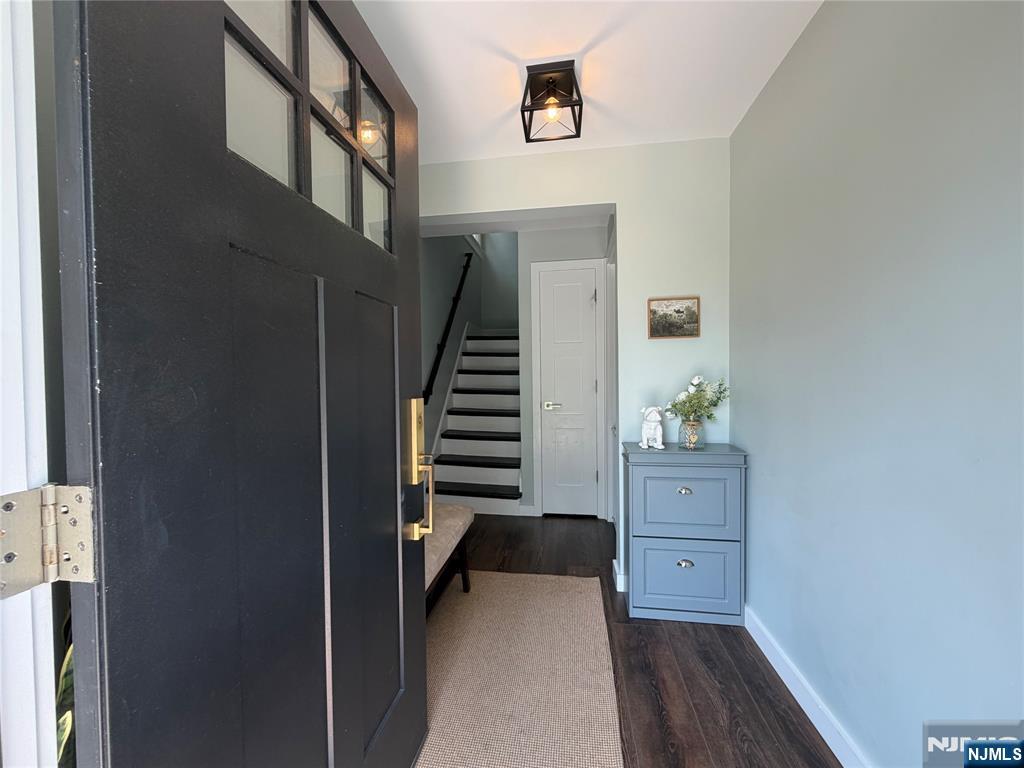 54 Label Street 2 - Photo 3