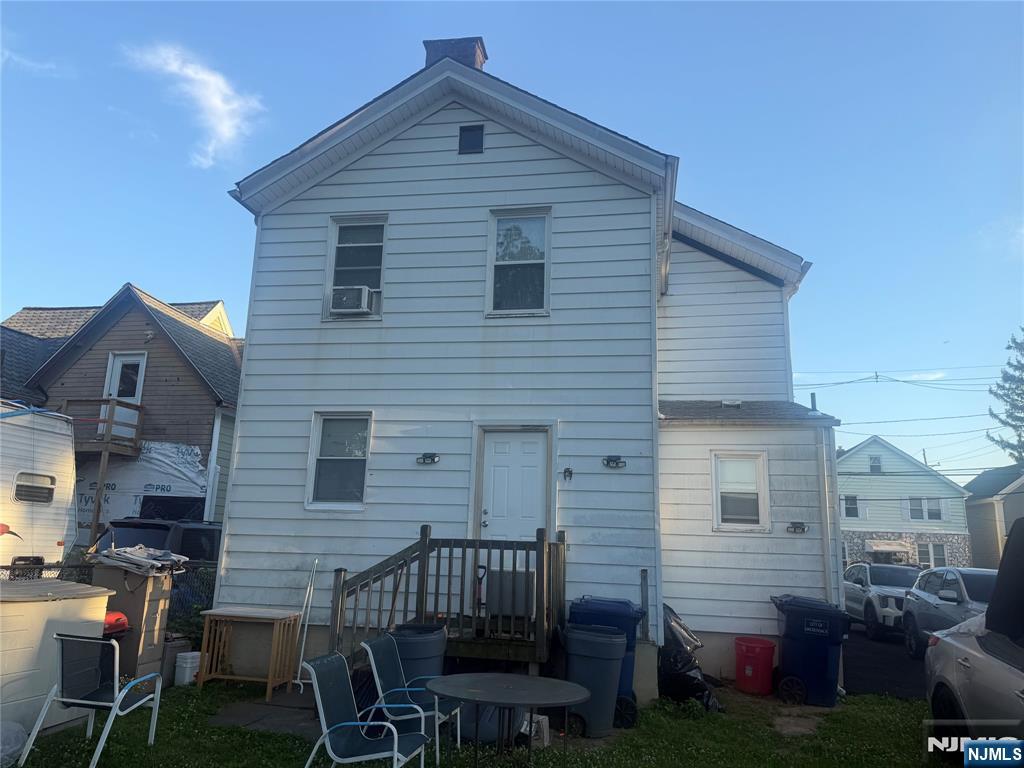 142 Clay St, Hackensack, NJ 07601