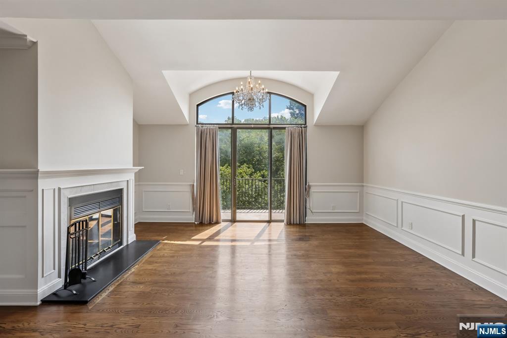 Photo 3 of Condo for sale at 10 Wadsworth Ct, Teaneck, NJ 07666 | MLS# 26027108 | Listing updated on 2026-09-17