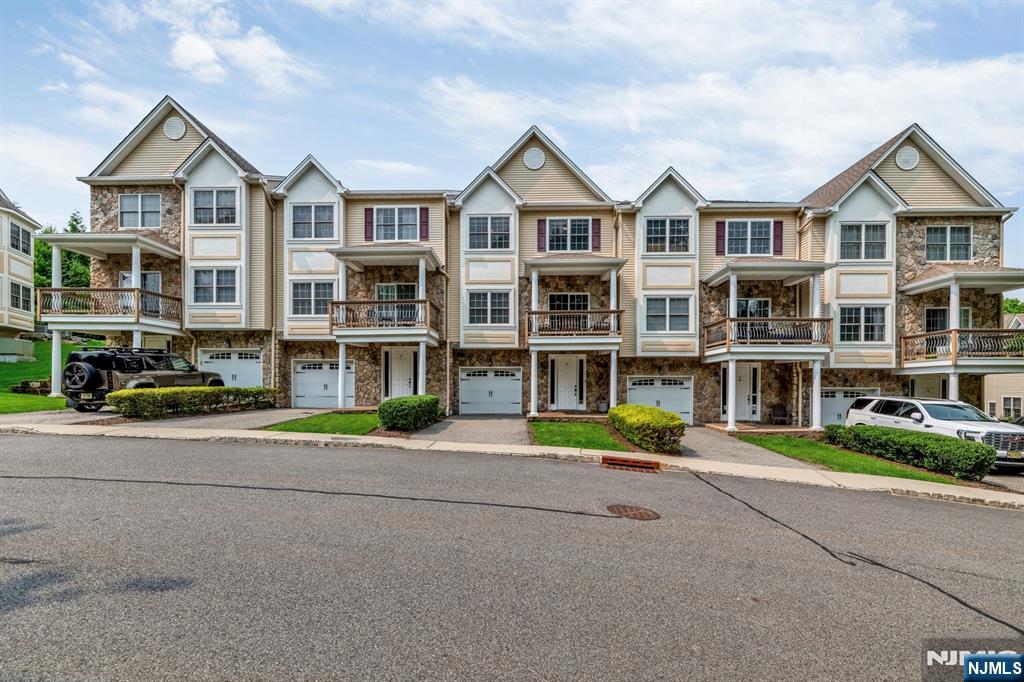 1st image of 15 Halina Ln, Butler Borough, NJ 07405 | MLS# 26027111