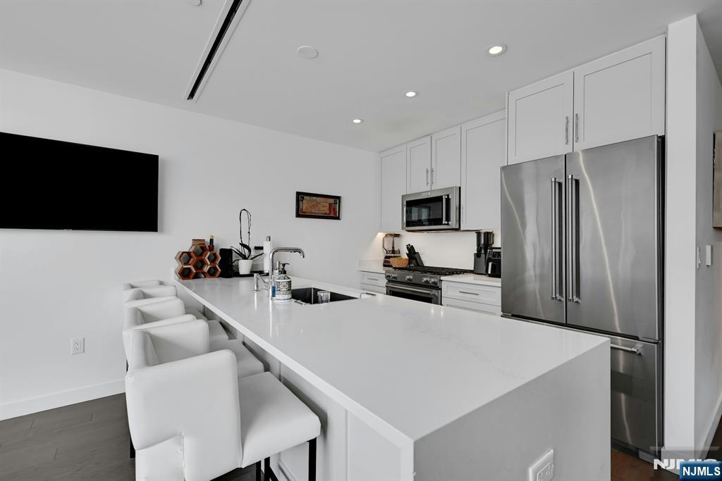 Photo 3 of Condo for sale at 800 Ave At Port Imperial #910, Weehawken, NJ 07086 | MLS# 26027119 | Listing updated on 2026-09-17
