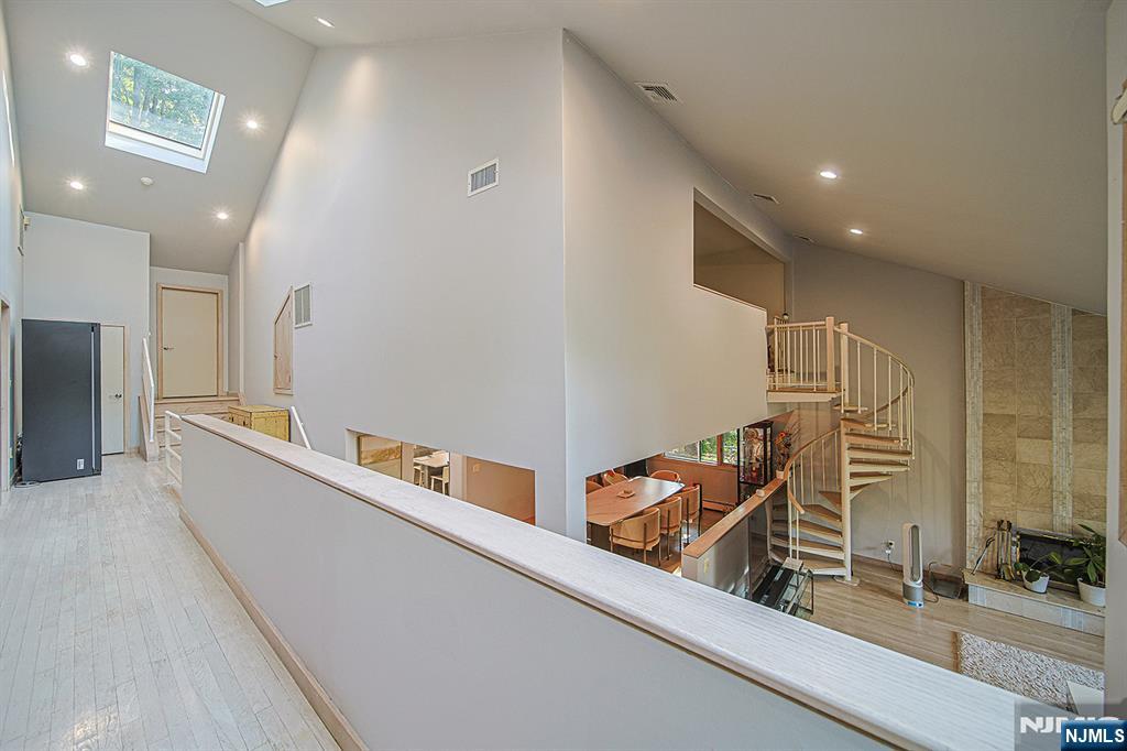 570 Grandview Terrace — photo 22