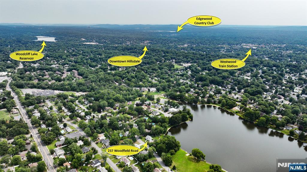 237 Woodfield Rd, Twp Of Washington, NJ 07676