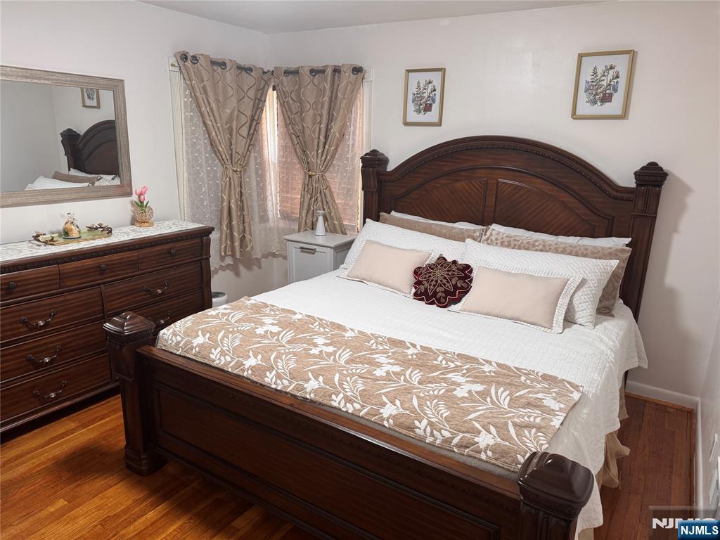 147 Merritt Ave, Bergenfield, NJ 07621