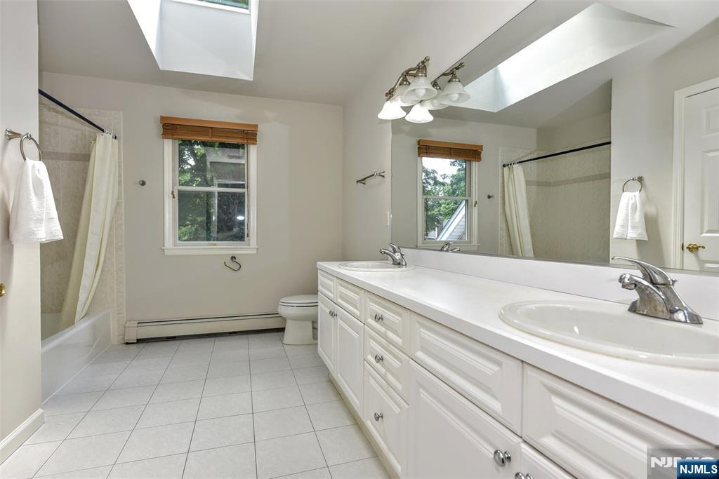 2 Concord Court — photo 31