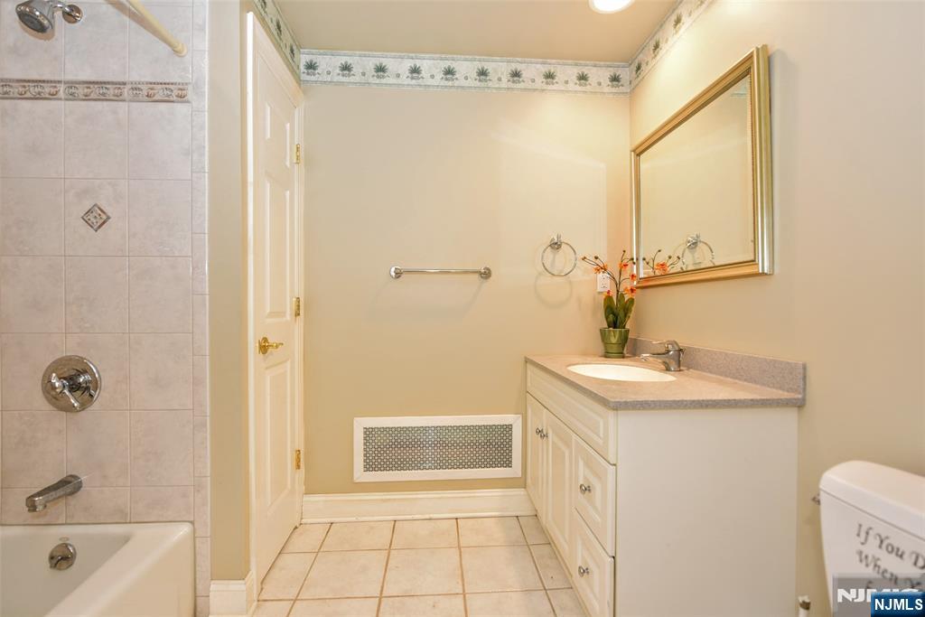 2 Concord Court — photo 36