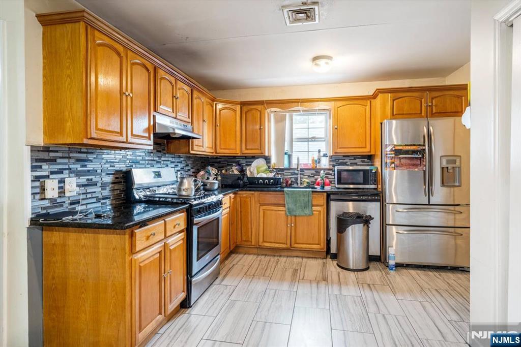278 Hillside Avenue — photo 13