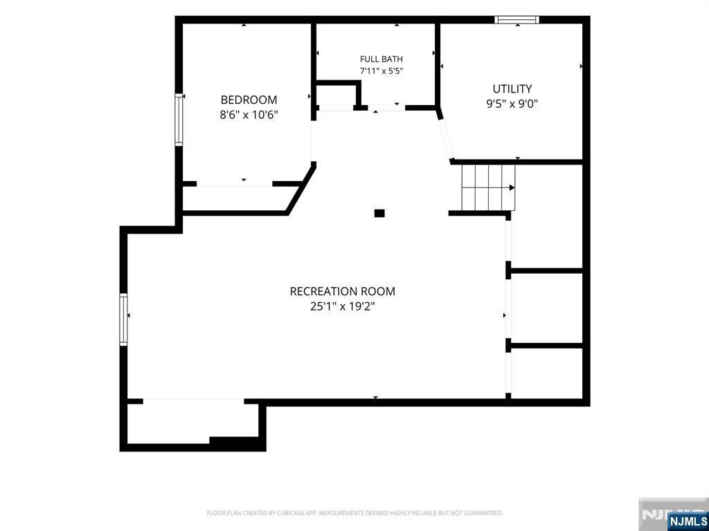 17 River Rd, Harrington Park, NJ 07640