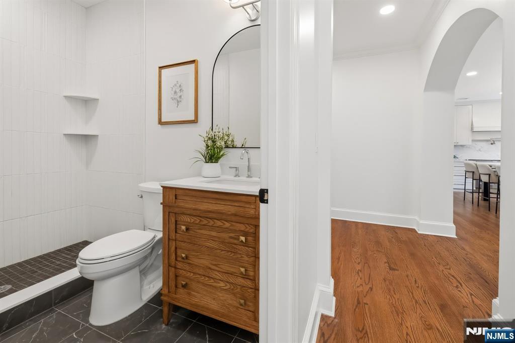 120 Hope Street — photo 12