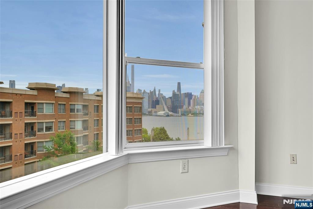 22 Ave At Port Imperial 512 - Photo 3