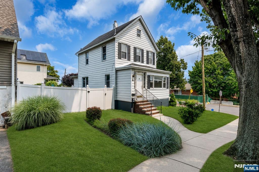 200 Cedar St, Ridgefield Park, NJ 07660