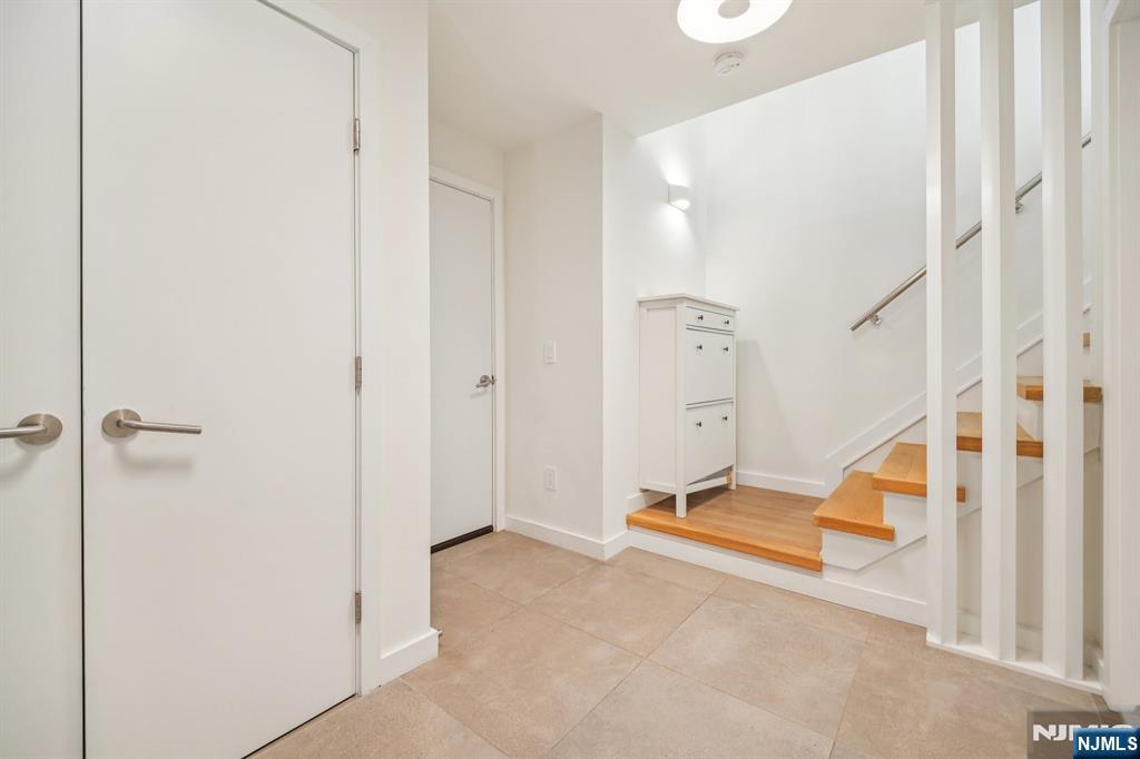 66B Henry Avenue - Photo 5