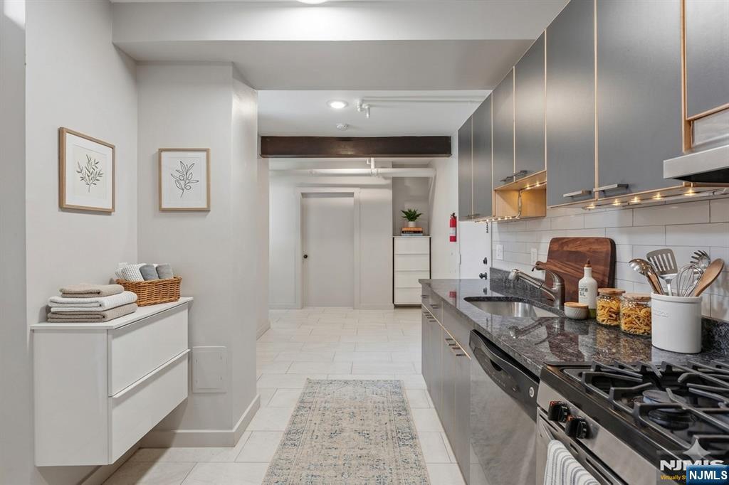 50 Reservoir Avenue B1 - Photo 3