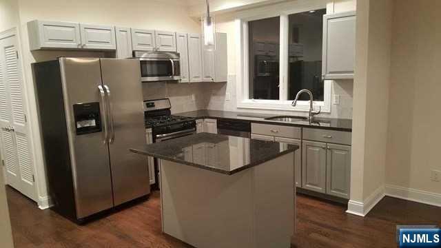 46 Blauvelt Place - Photo 4