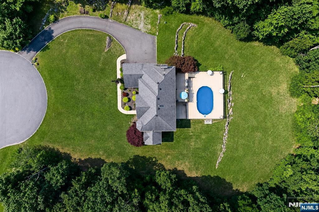 10 Pasha Court — photo 49