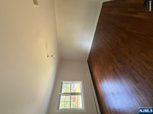 409 Woodland Street - Photo 3