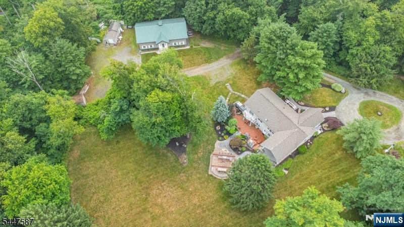 1 Evergreen Drive - Photo 4
