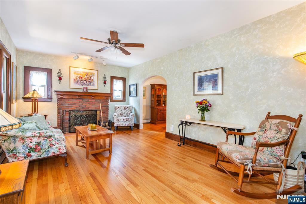 5th image of 42 Otsego Rd, Verona, NJ 07044 | MLS# 26027284