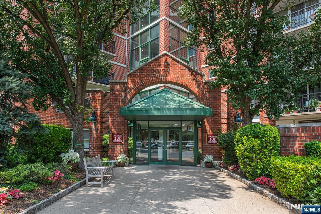 300 Main Street 301 - Photo 1