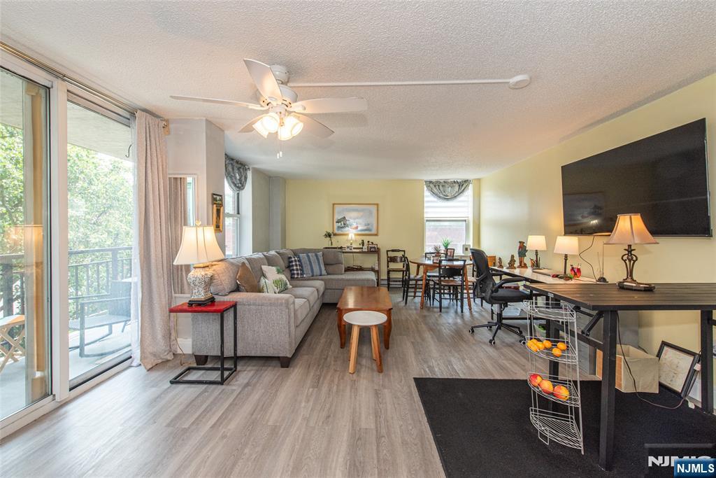 300 Main Street 301 - Photo 4