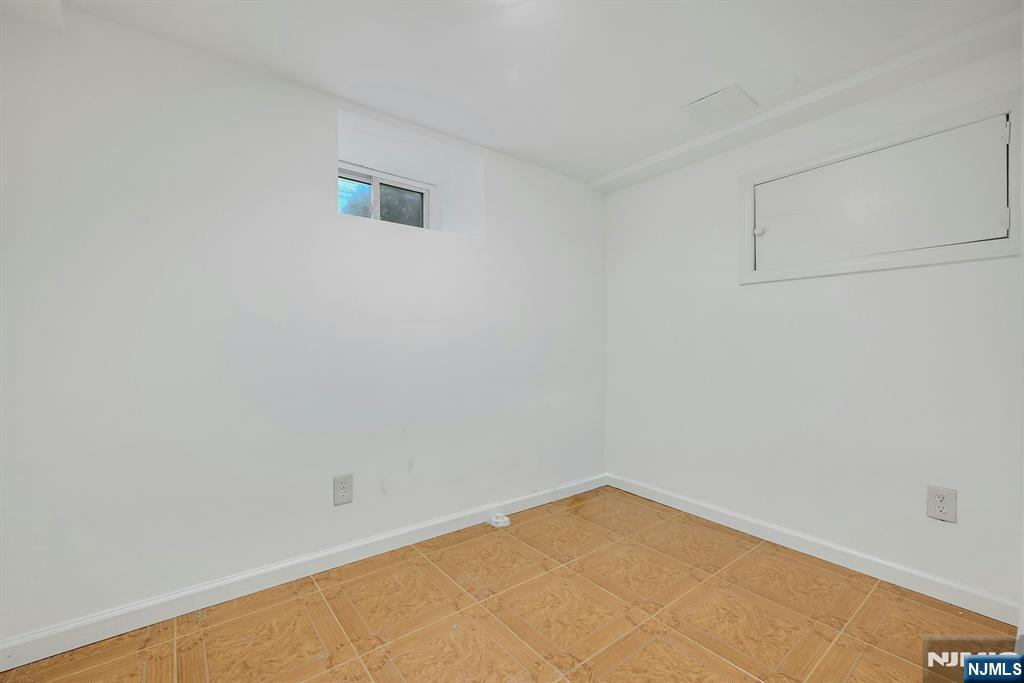 8804 3rd Avenue — photo 8
