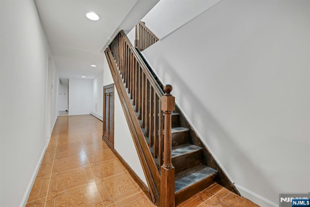 8804 3rd Avenue — photo 9