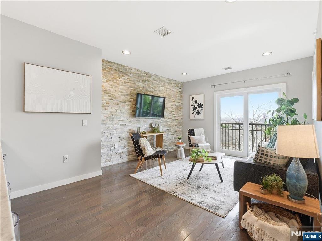 302 Palisade Avenue 404 - Photo 3