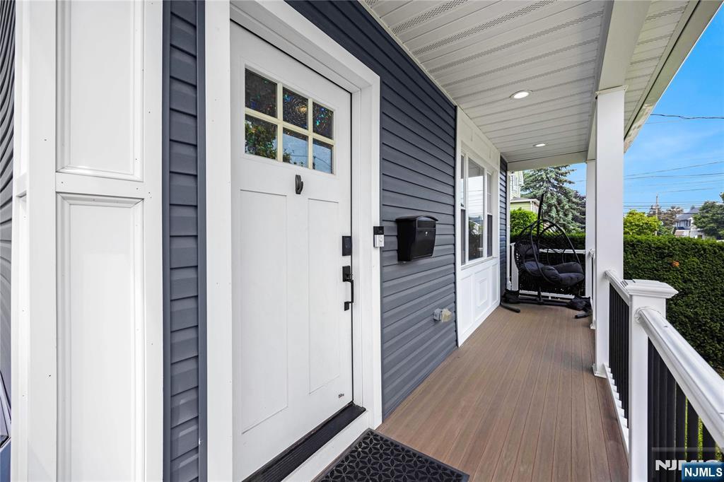 83 Columbia Street - Photo 3