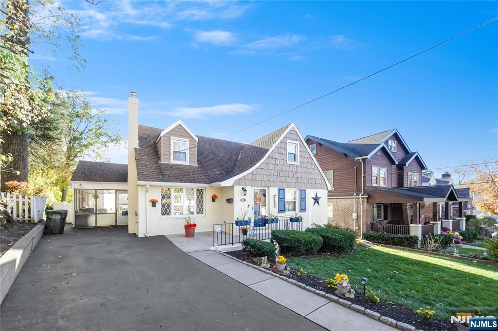 Homes for sale in Rutherford, NJ | 81 Gouverneur Ave, Rutherford, NJ 07070 | MLS# 26027332