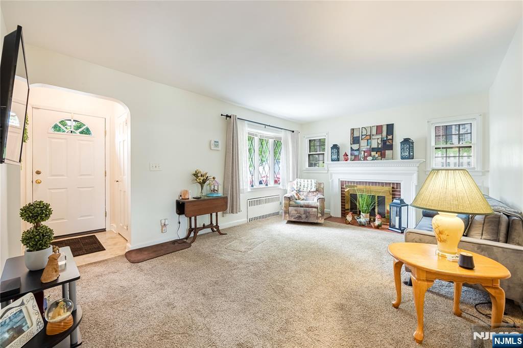 Photo 3 of Single family home for sale at 81 Gouverneur Ave, Rutherford, NJ 07070 | MLS# 26027332 | Listing updated on 2026-09-16