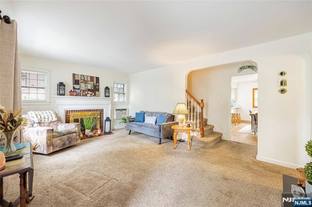 Photo 3 of Single family home for sale at 81 Gouverneur Ave, Rutherford, NJ 07070 | MLS# 26027332 | Listing updated on 2026-09-16