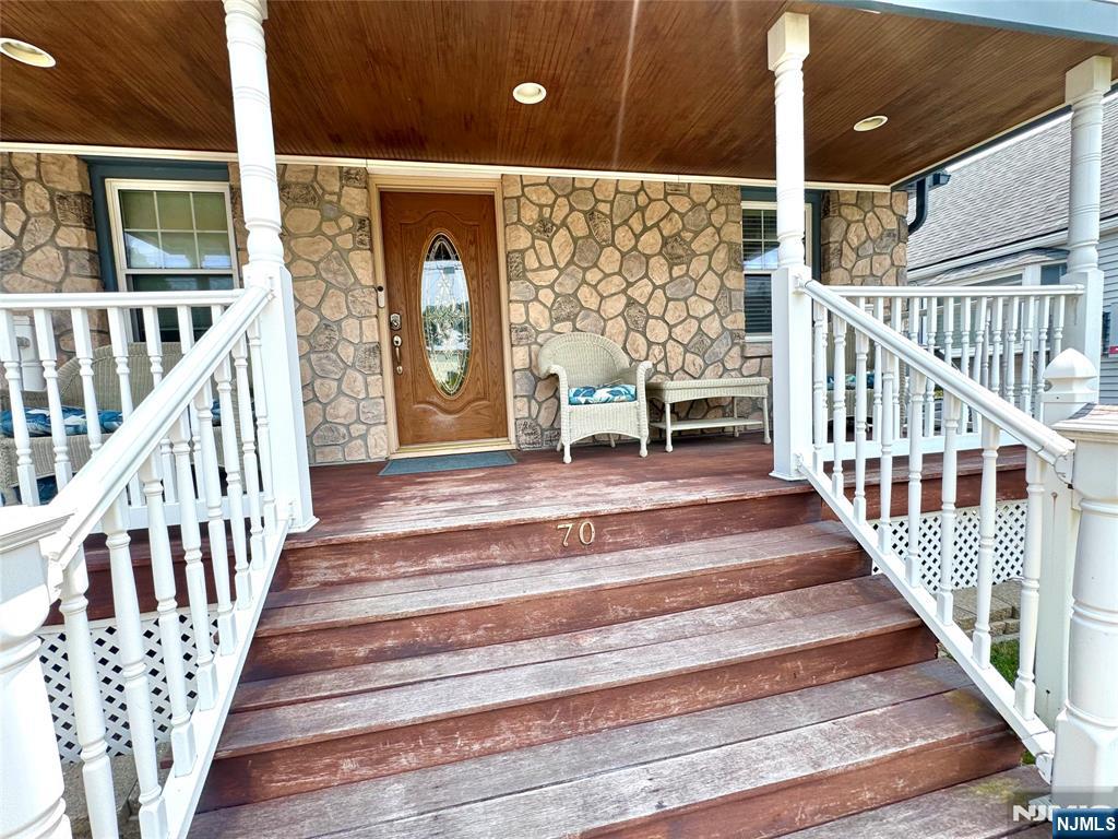70 Byrne St, Hackensack, NJ 07601