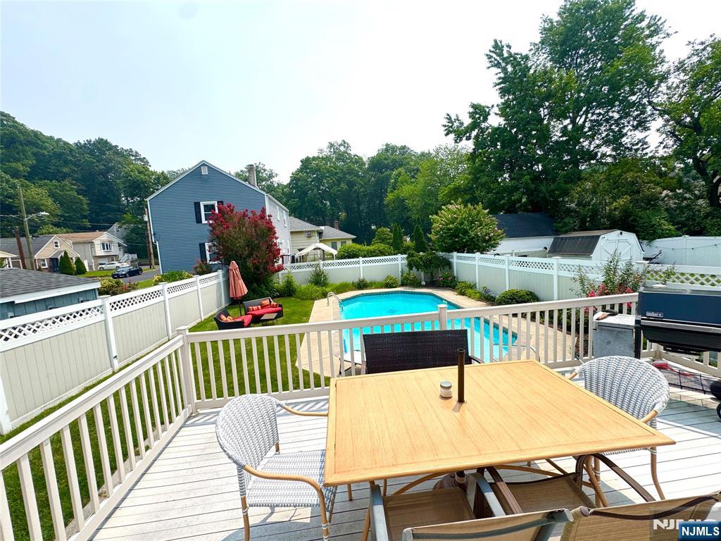 70 Byrne St, Hackensack, NJ 07601