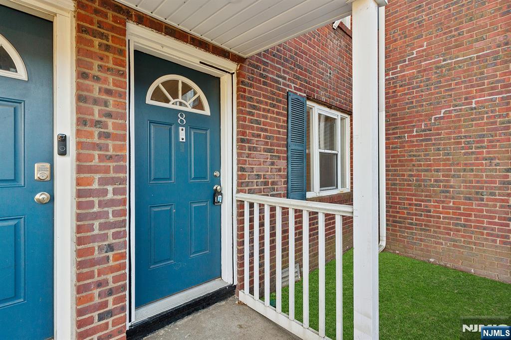 28 Sheffield Avenue E7 - Photo 3