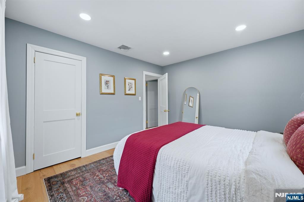102 Mortimer Avenue